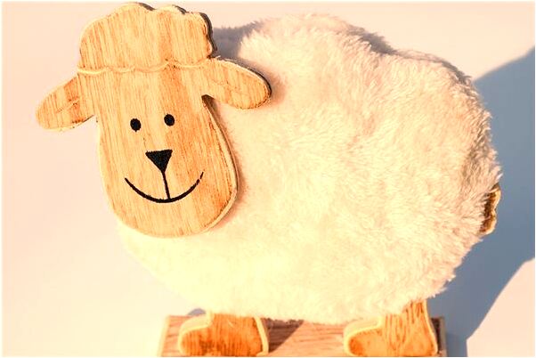 夢到女孩回家找舊衣服穿怎么說_周公解夢官網