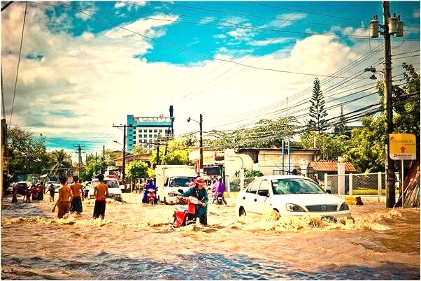 夢到朋友拿刀劃破自己的腿是好事還是壞事_周公解夢官網