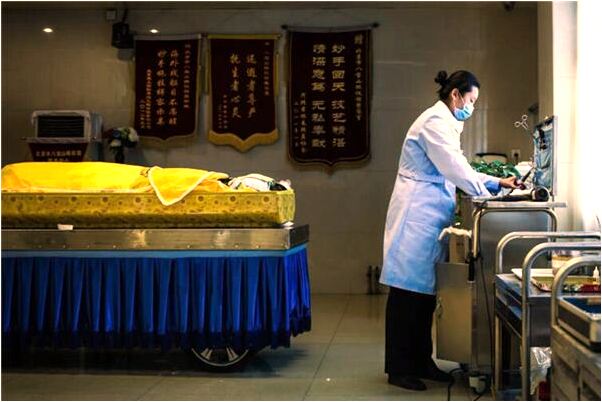 夢到和一個男人接吻會怎么樣_周公解夢官網