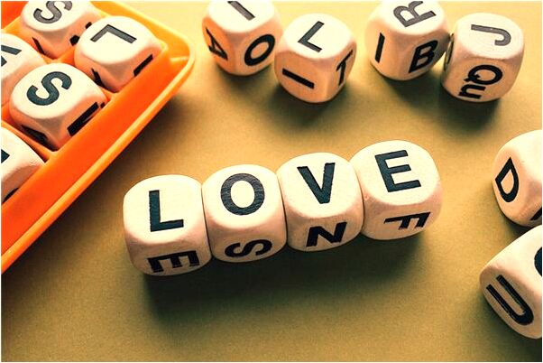 夢見被白蛇追趕白蛇說話了怎么樣_周公解夢官網