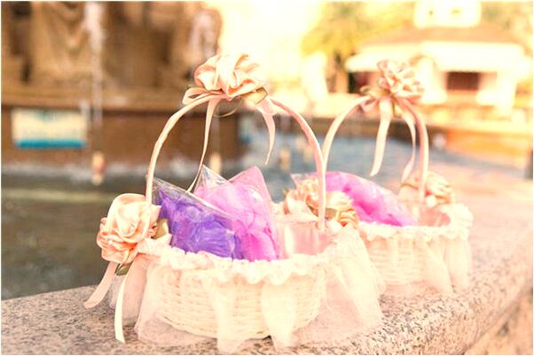 夢到有人灑紙錢是好是壞_周公解夢官網