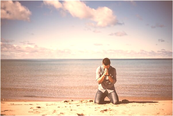 夢見摸別人老婆的屁股是什麼意思_周公解夢官網