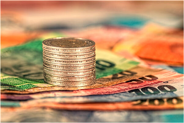 夢到自己不穿衣服進別人房間會有什麼預兆_周公解夢官網