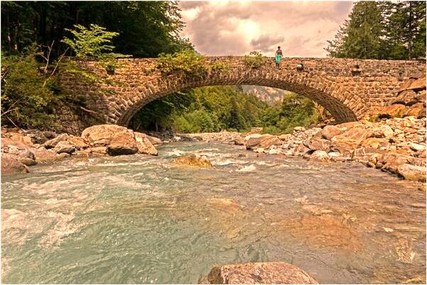 夢到送饅頭給別人是什麼意思？_周公解夢官網