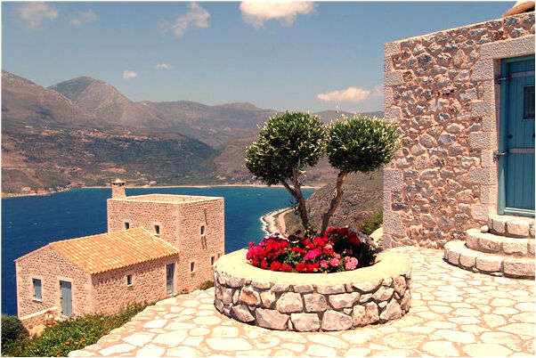 夢到開車看不到反光鏡里的路什麼預兆_周公解夢官網