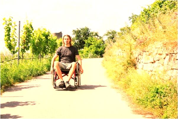 夢見打舅舅的臉會有什麼預兆_周公解夢官網