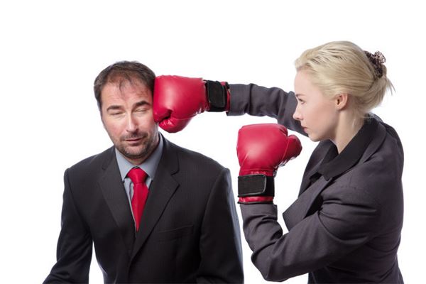 夢到打人_周公解夢