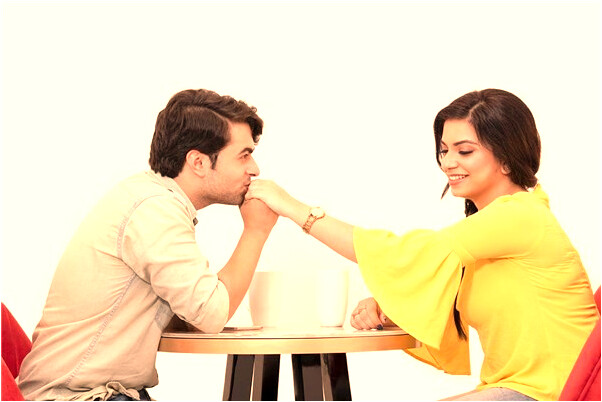 夢到天上飄著屍體是什麼預兆_周公解夢官網