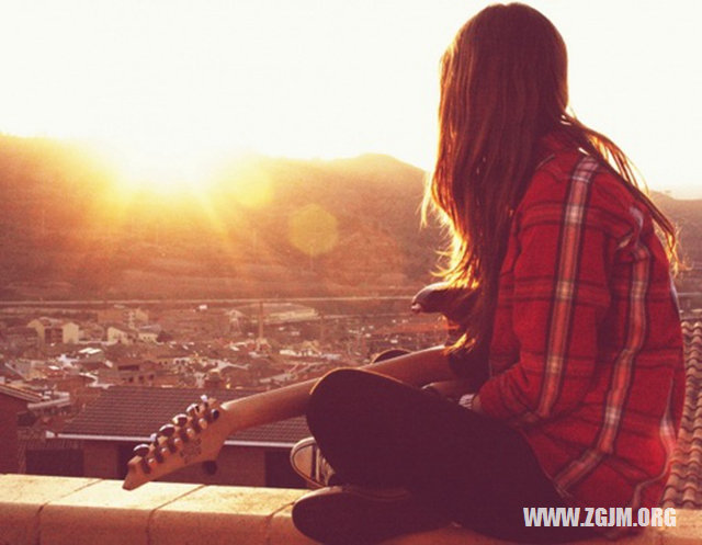 夢見車子被撞壞_周公解夢夢到車子被撞壞是什麼意思_做夢夢見車子被撞壞好不好_周公解夢官網