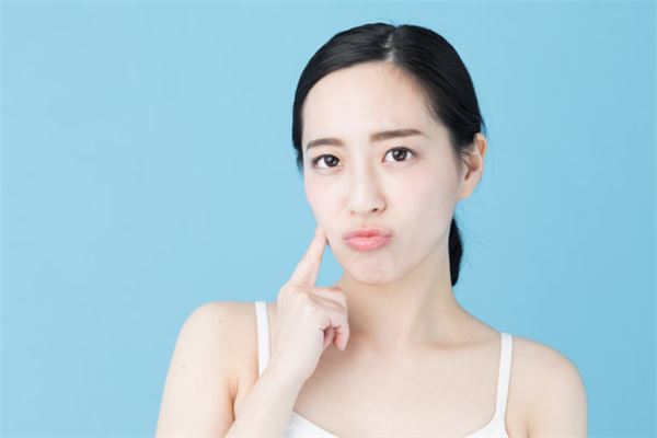 屬狗之人生於夏天什麼性格_十二生肖