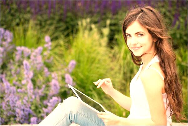 夢見紅色黑色大金魚是什麼意思?_周公解夢官網