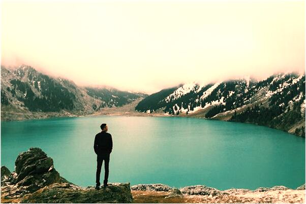 夢到和別人穿同樣衣服預示著什麼_周公解夢官網