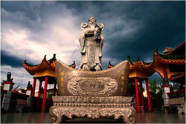 夢到了死人又活吐物是什麼意思_周公解夢官網