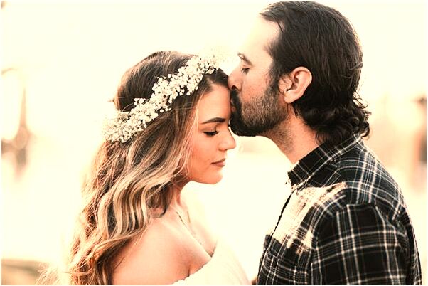 夢見小孩粑粑粘手上了預示什麼_周公解夢官網