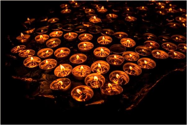 夢到了別人手指流黑血是好事還是壞事_周公解夢官網