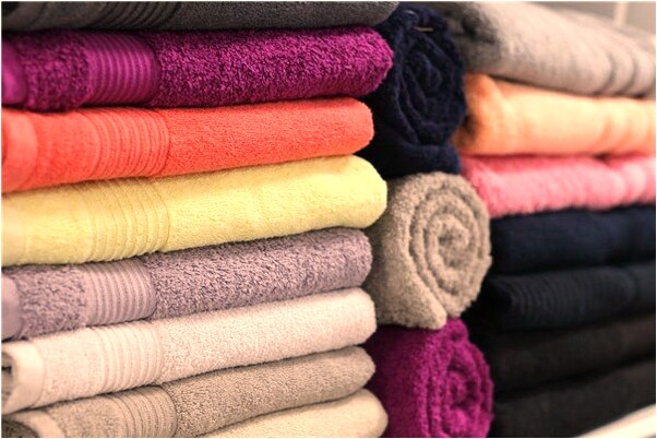 夢到睡在井上的一個鐵片上什麼寓意_周公解夢官網