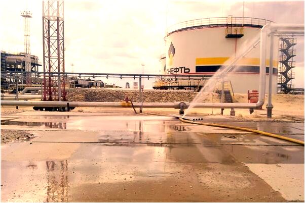 夢見老公從兩層半牆頂摔下怎么樣_周公解夢官網