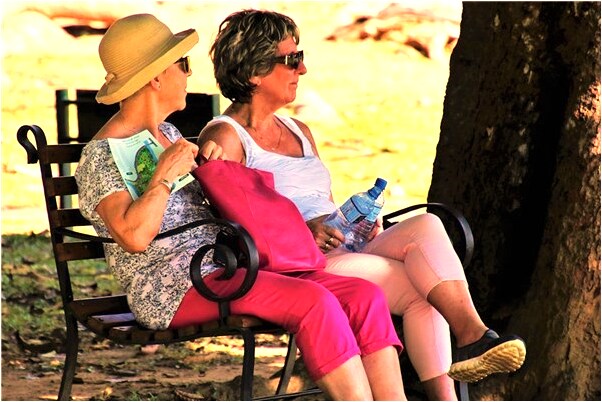 夢到和想交往的女孩兒聊天是什麼意思？_周公解夢官網