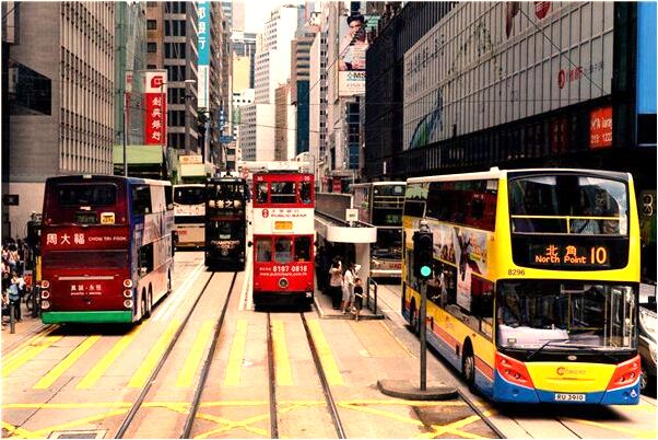 夢到了開火車翻溝有什麼說法_周公解夢官網