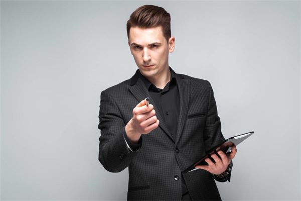 屬羊男喜歡什麼樣外貌_十二生肖