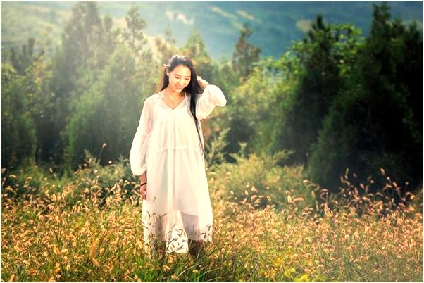 夢到了很多銀光閃閃的蛇在洞裡是怎么回事_周公解夢官網