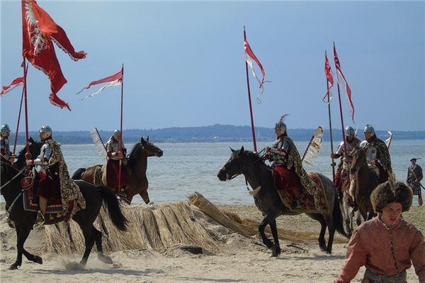 夢到了陰兵借道是什麼預兆_周公解夢