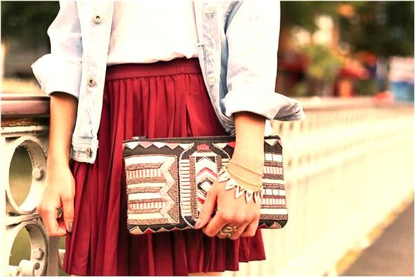 夢見被襲胸意味什麼_周公解夢官網