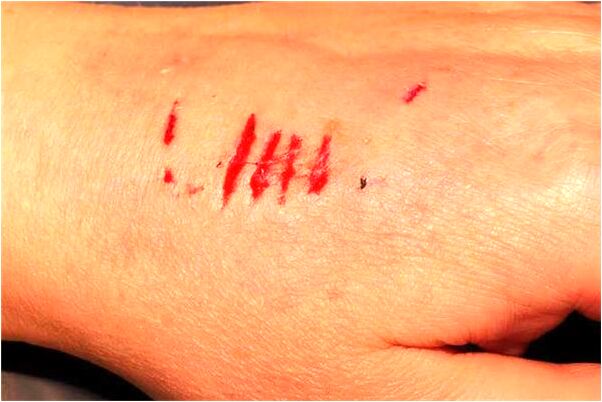 夢到了住處被人發現代表著什麼?_周公解夢官網