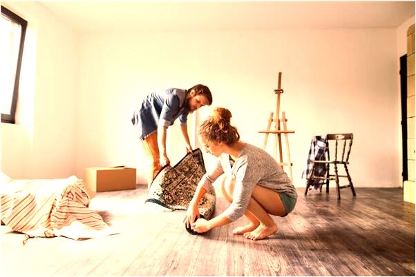 夢見和別人親熱旁邊有人打擾是什麼預兆？_周公解夢官網