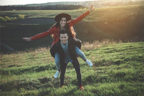 屬狗男對性的態度_十二生肖