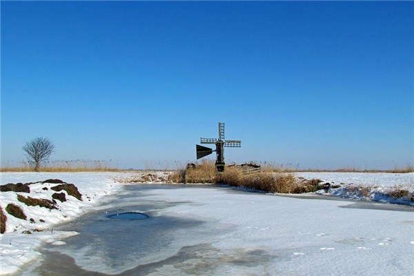 夢見掉冰窟窿有什麼寓意嗎？_周公解夢