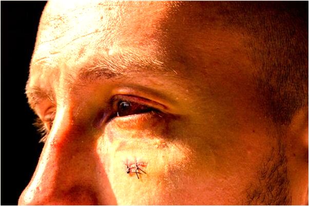 夢見喜歡人背影是什麼預兆_周公解夢官網