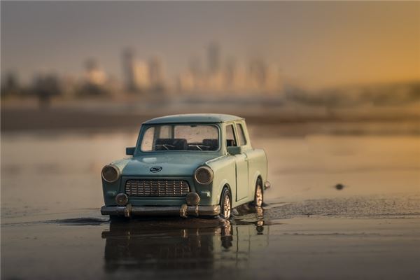 夢見車被偷_周公解夢