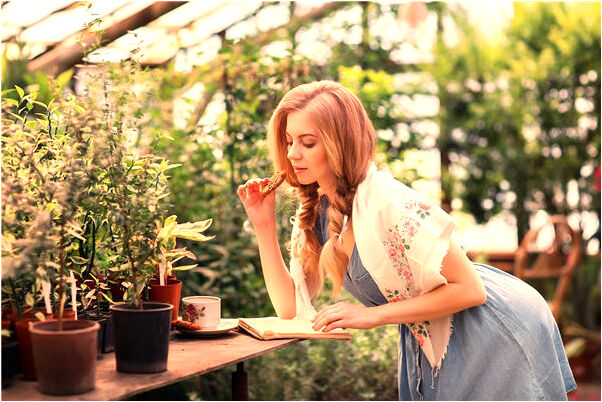 夢見去世的爸爸想掐死我是什麼徵兆_周公解夢官網