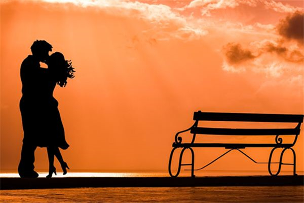 夢見瘋狂做愛有什麼徵兆_周公解夢