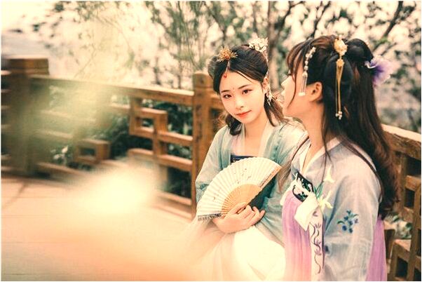 夢到頭髮全灰白是什麼預兆_周公解夢官網