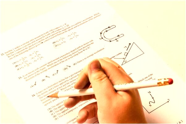 夢見死去的親人牽自己有什麼意思嗎_周公解夢官網