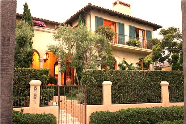 夢到老婆在街上撒尿是怎么回事_周公解夢官網