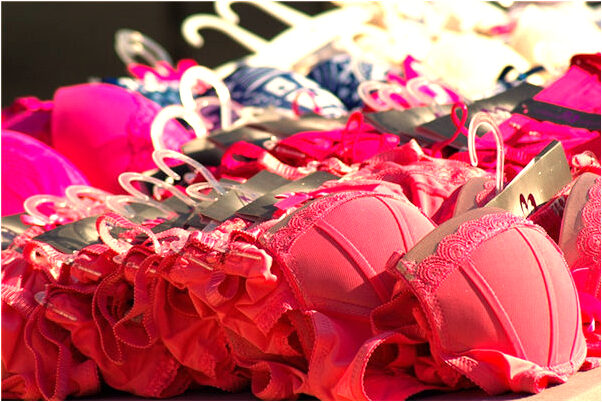 夢到小白兔子什麼預兆_周公解夢官網