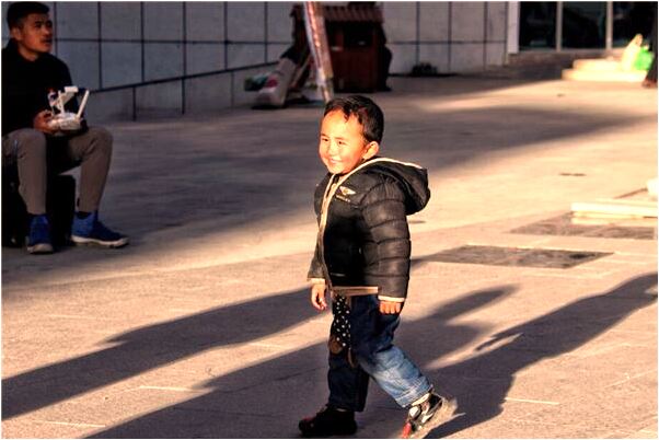 夢到了被家人拿刀砍手腕流血是什麼徵兆_周公解夢官網