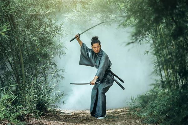 夢見被鬼子追到處躲藏_周公解夢