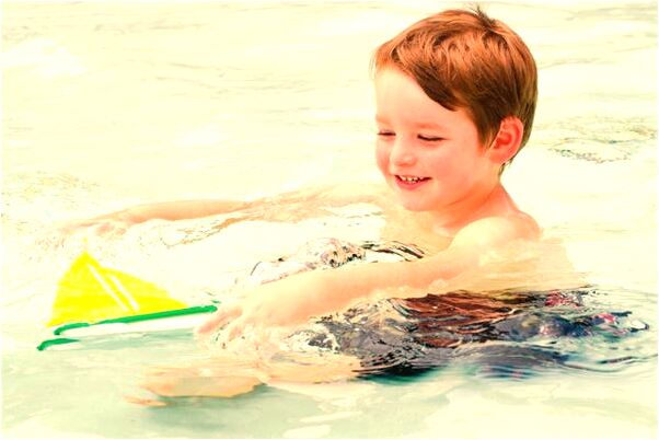 夢到坐飛機看美景是什麼兆頭_周公解夢官網