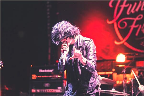 夢到了假裝吐血預示什麼_周公解夢官網