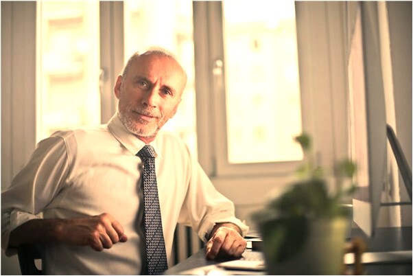 夢到別人帶血吐出三個瓜是好事還是壞事_周公解夢官網