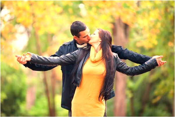 夢到了自己戴著黑色的帽子逛街是什麼兆頭_周公解夢官網