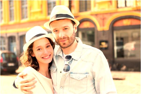 夢見老婆離婚跟別人都想復婚是咋回事_周公解夢官網