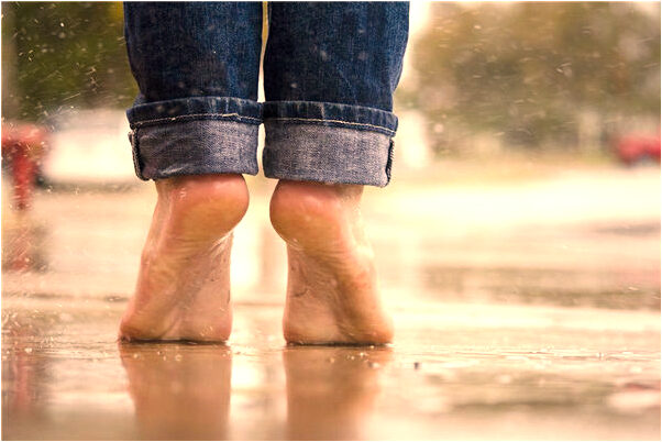 夢見天上是水代表著什麼？_周公解夢官網