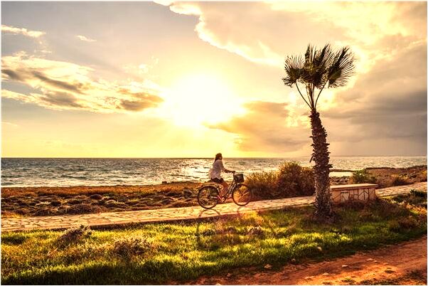 夢到了棺材掉地上撞爛棺材蓋子是啥意思_周公解夢官網