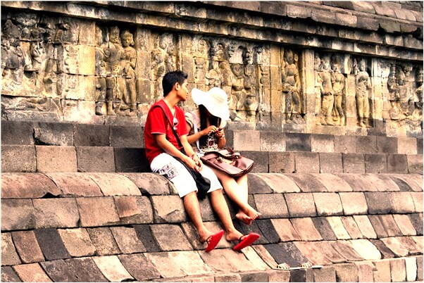 夢到老師和同學在一起了意味著什麼_周公解夢官網