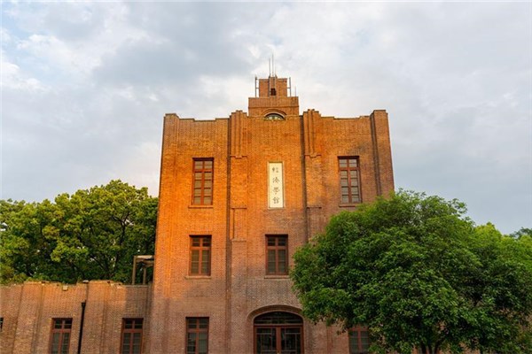 夢到了民國是什麼預兆_周公解夢